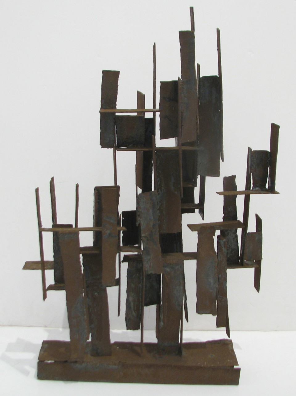 Urban Structure, 1963
sculpture
22 x 15 x 5
